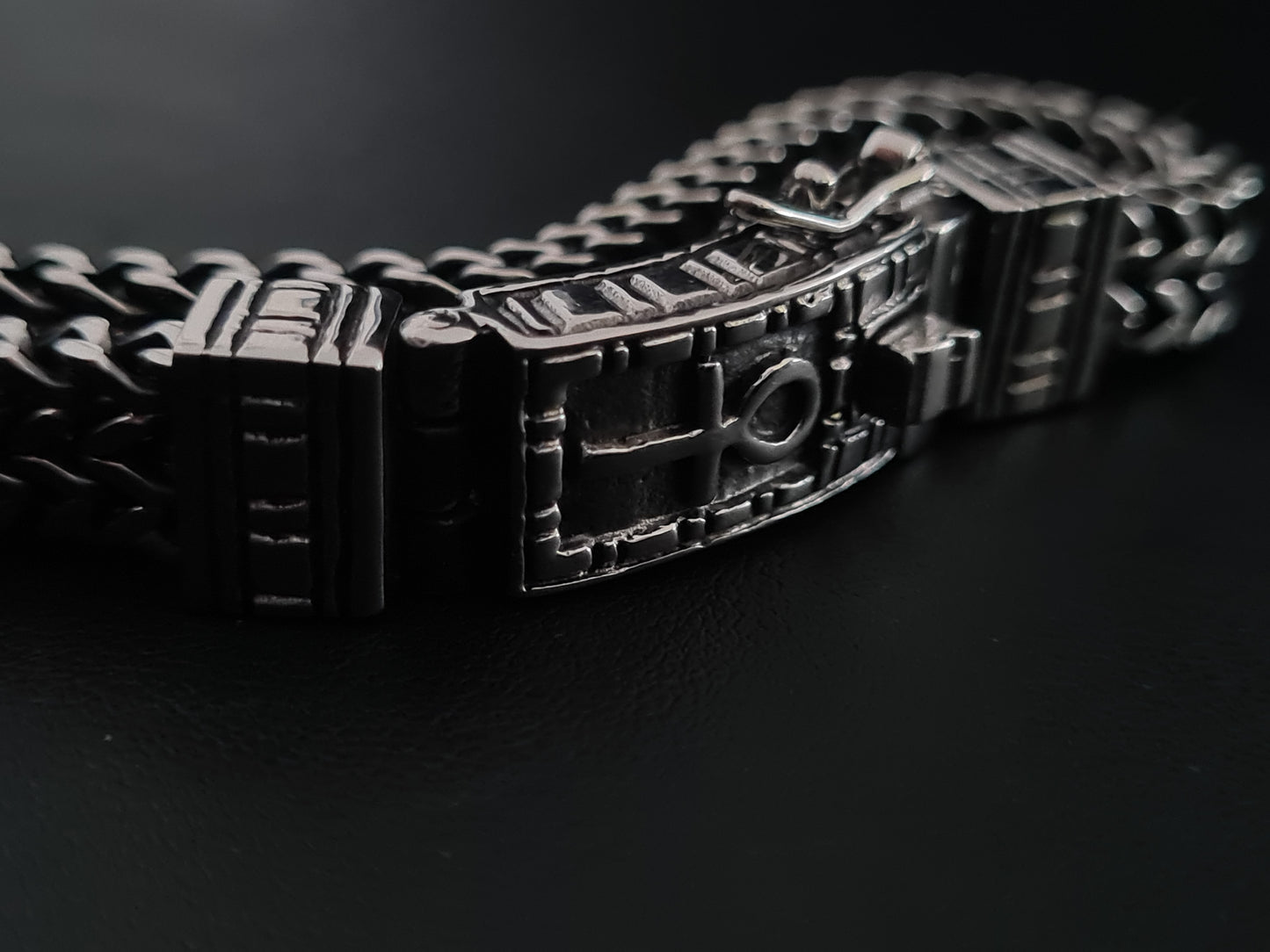 Nocturna [Titanium Steel Bracelet]