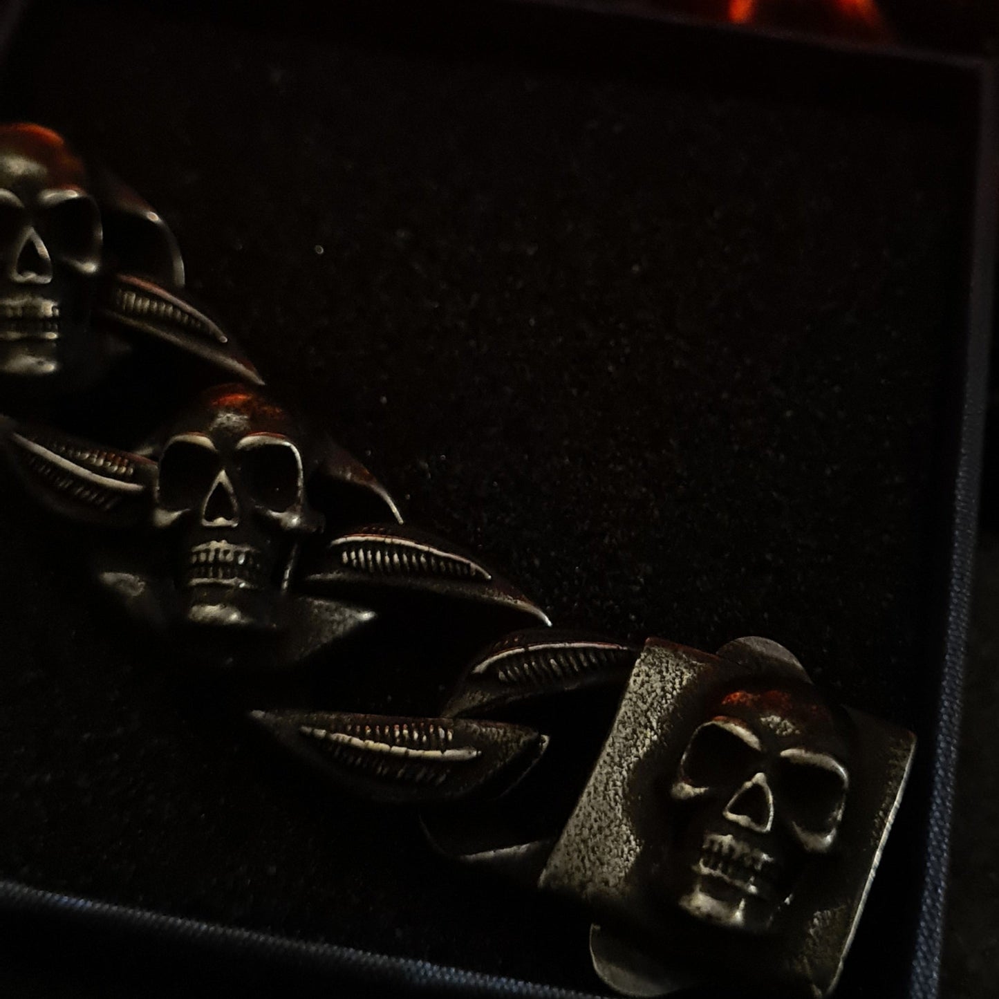 Tenebris Vorela Premium Line [Skull Domineering Bracelet]