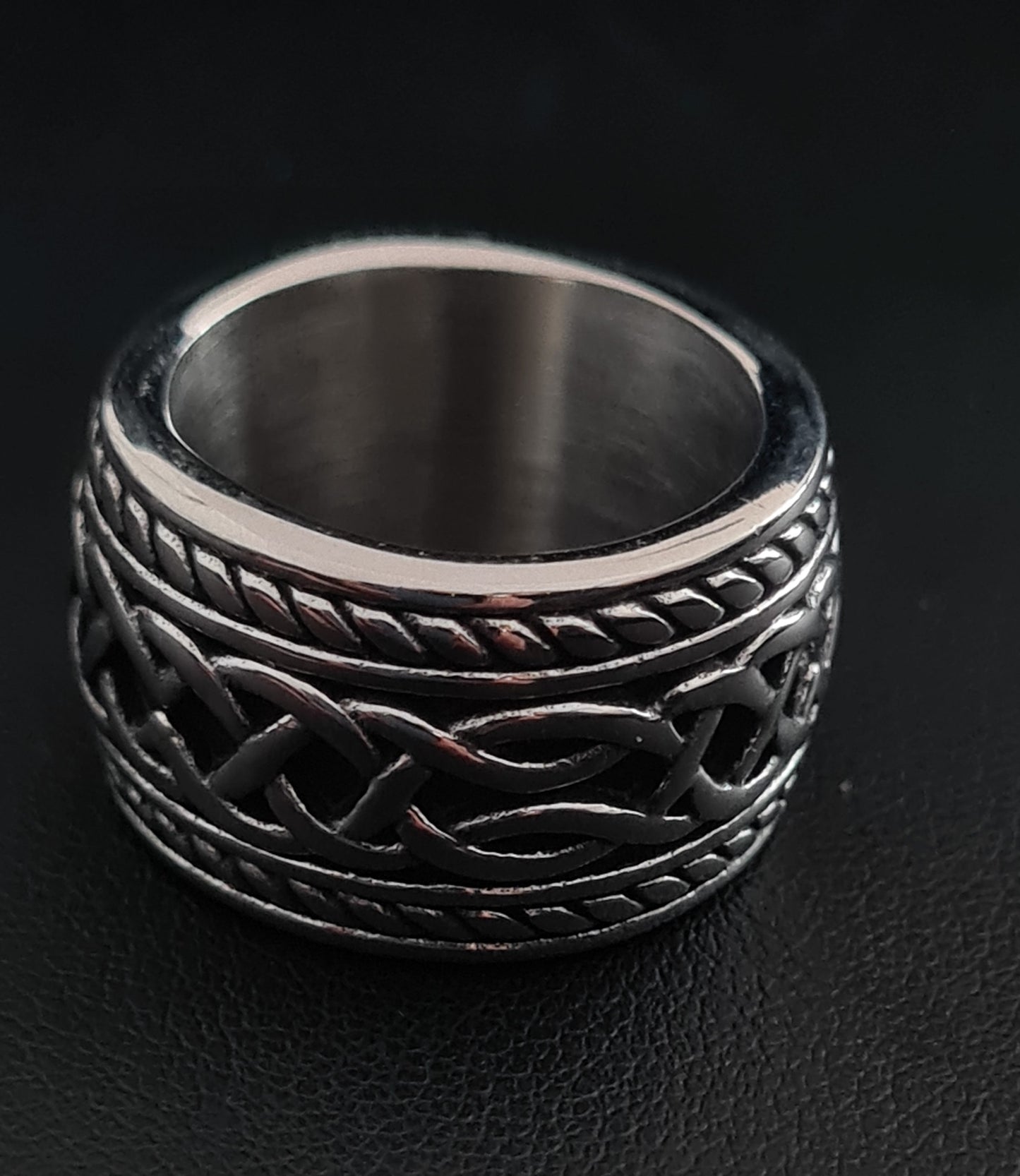 Lacueus [Wrench Ring]